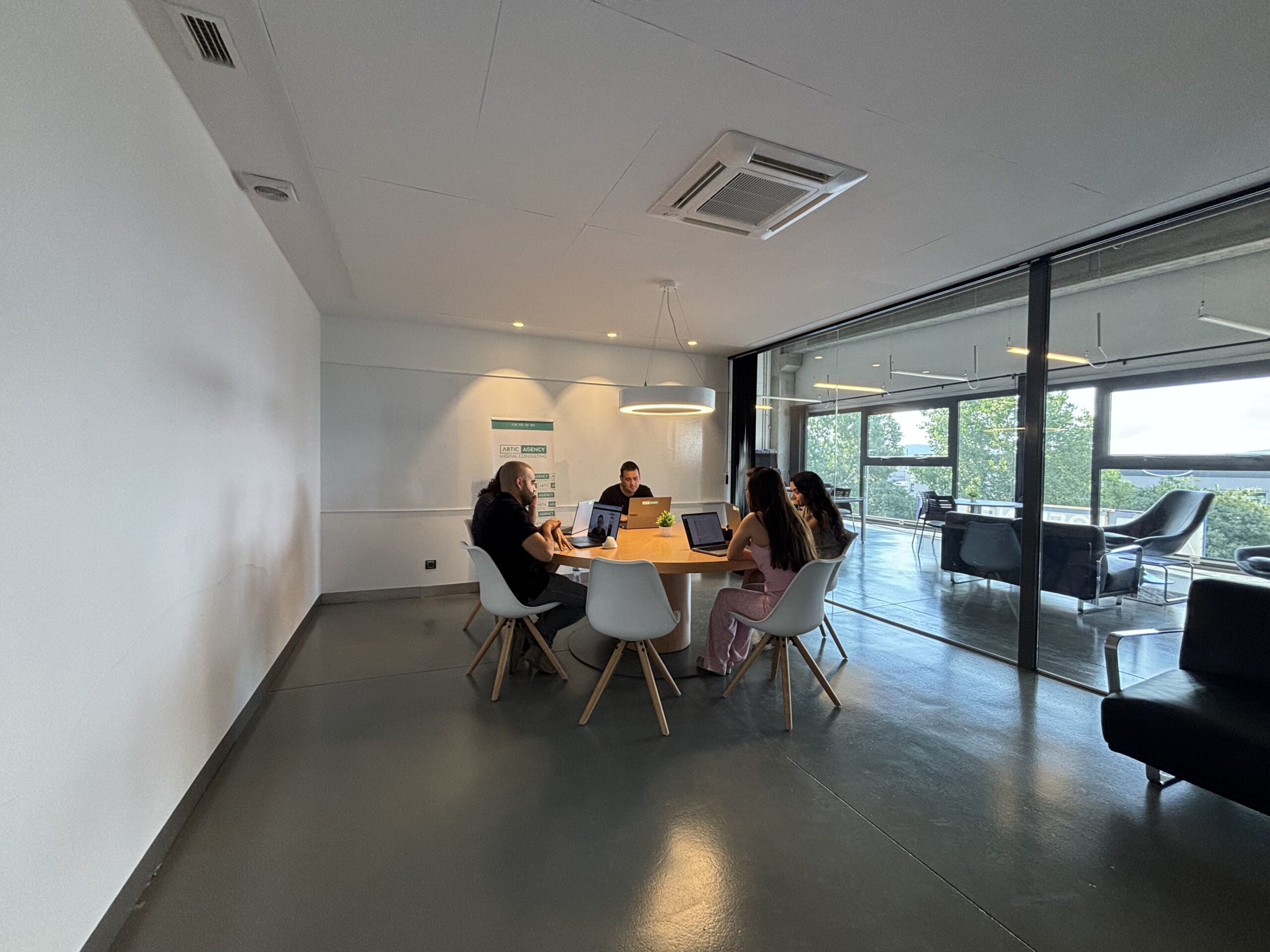 Remarketing campaign agency